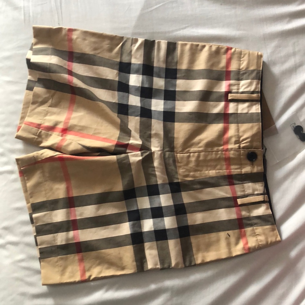 Brand New Burberry checkered shorts